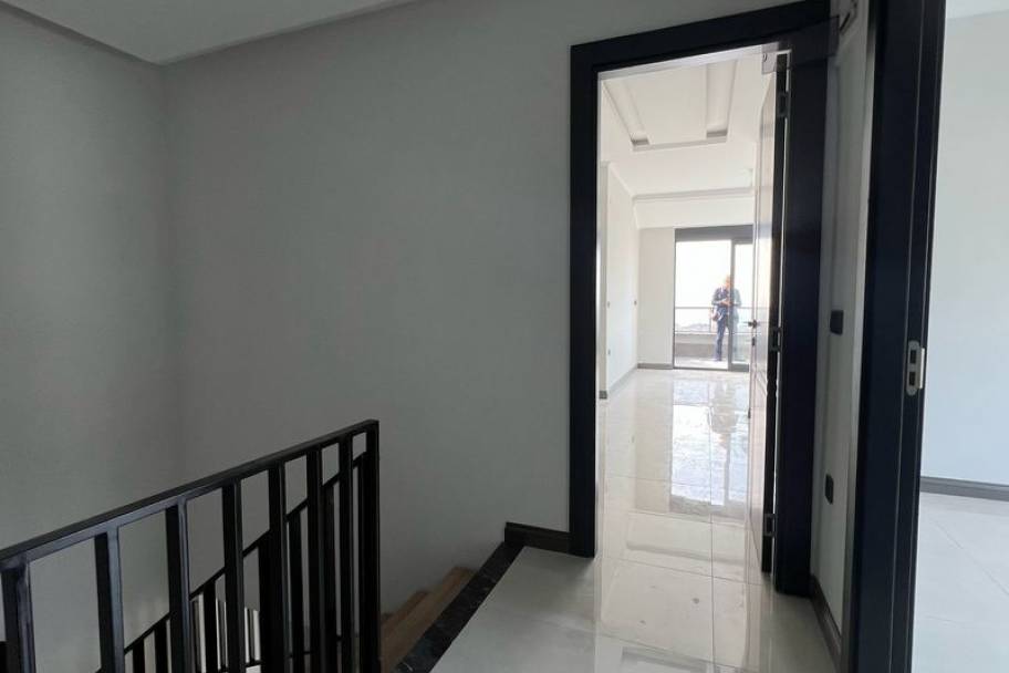 Property Detail